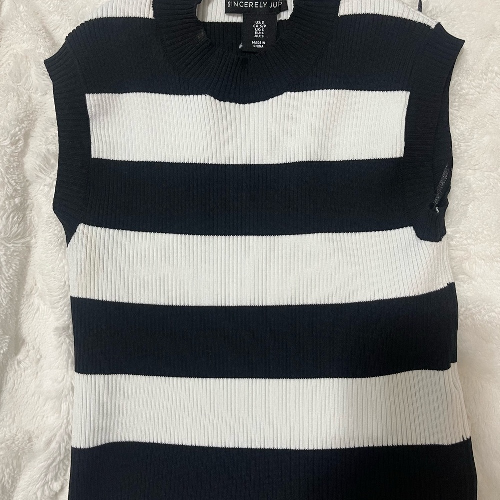 Sincerely Jules Black and White Striped Crop Top